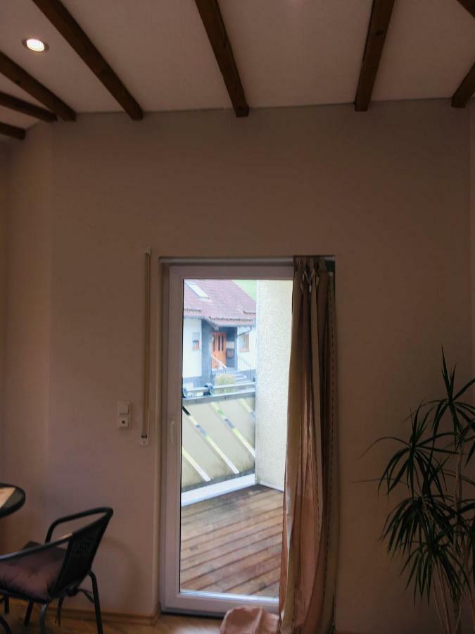 Ferienwohnung Am Nuerburgring/Wintersport Arft Acht Exterior photo